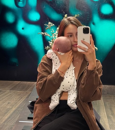 Валентина Иванова с дочерью