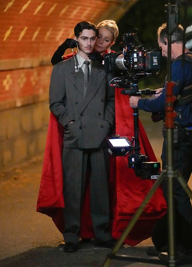 Гвинет Пэлтроу и Тимоти Шаламе