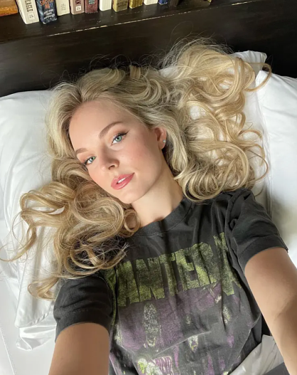 Карли Скотт Коллинз