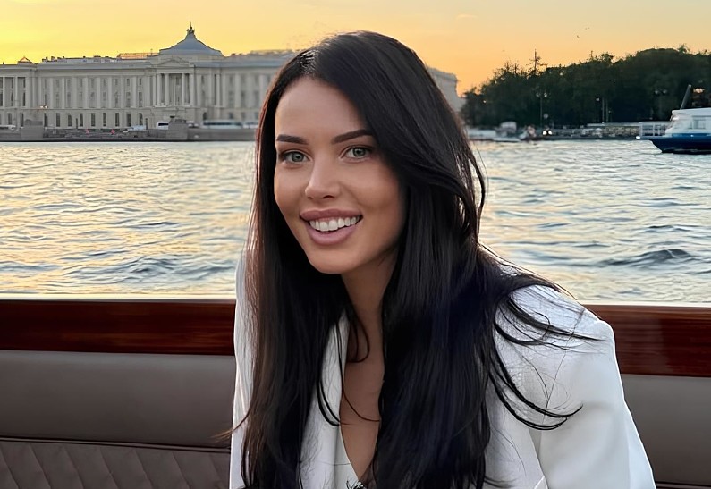 Анастасия Решетова объявила о помолвке и показала кольцо от таинственного избранника