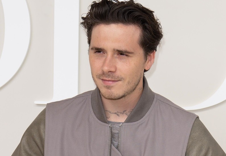 Бруклин Бекхэм планирует выпустить откровенную книгу о своей семье