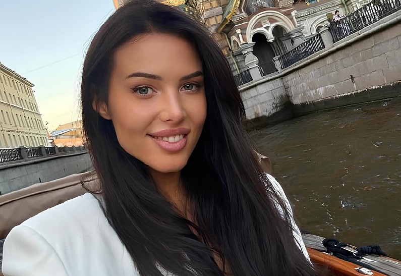 Анастасия Решетова прокомментировала свою помолвку