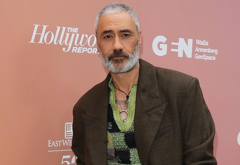 Тайка Вайтити возобновил работу над «Звёздными войнами»