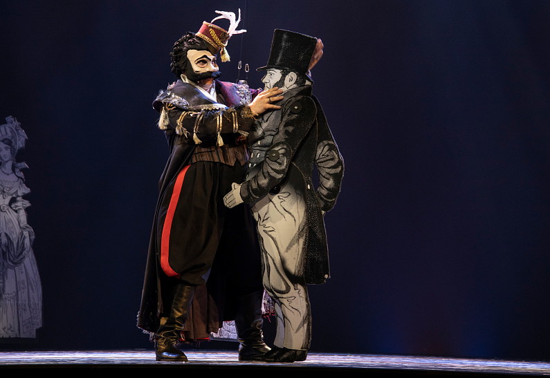 Спектакль «Мëртвые души» с Марией Ароновой и Владиславом Гандрабурой покажут в кино