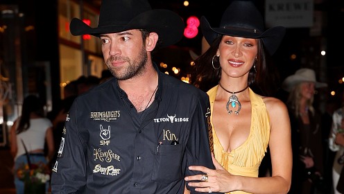 Белла Хадид и ее бойфренд Адан Бануэлос расстались после двух лет отношений