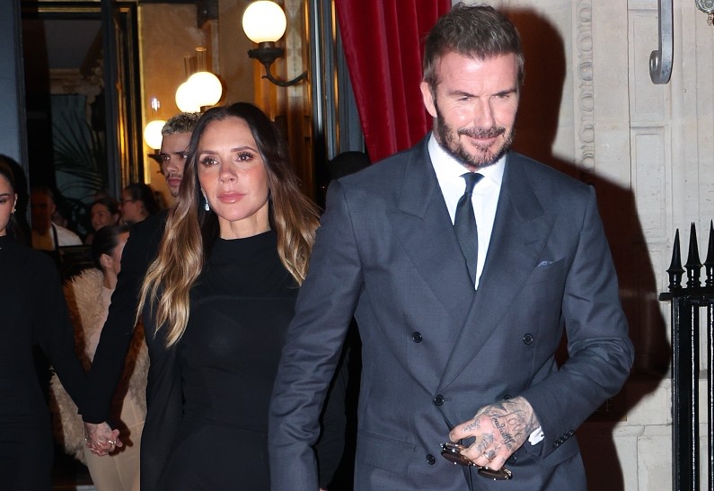 Виктория и Дэвид Бекхэм продемонстрировали единство со своими детьми после жестких нападок Бруклина