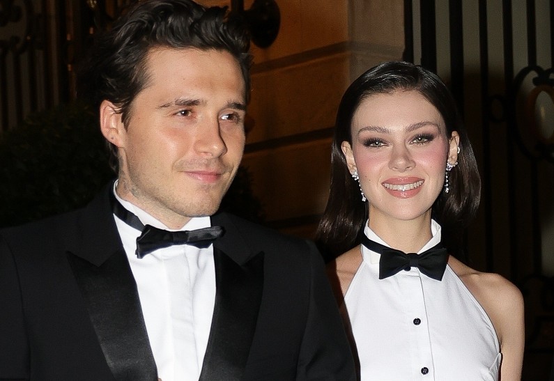 Бруклин Бекхэм выложил обнаженное фото жены на фоне разлада в семье