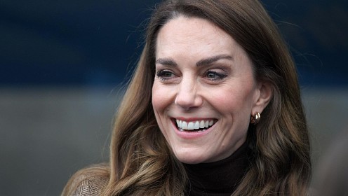 Кейт Миддлтон появилась на публике с новой прической
