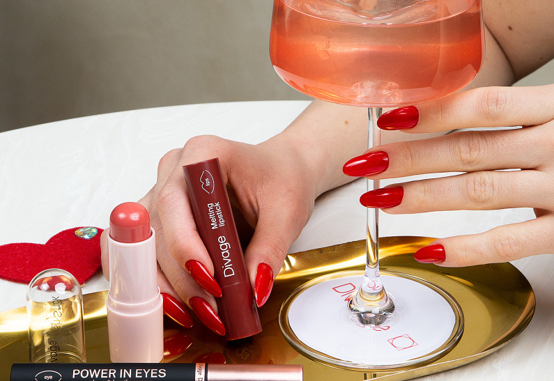 Ресторан Aroma и бренд Divage запускают коллаборацию ко Дню всех влюблённых