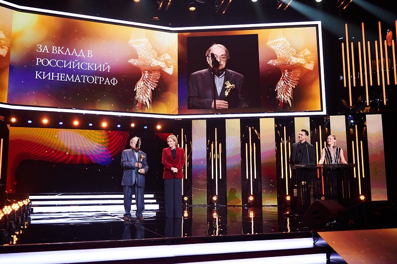 Александр Адабашьян, Ольга Любимова, Милош Бикович, Юлия Пересильд