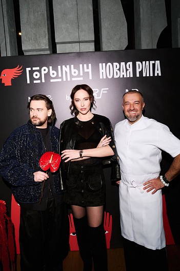 Борис и Ирина Зарьковы, Владимир Мухин