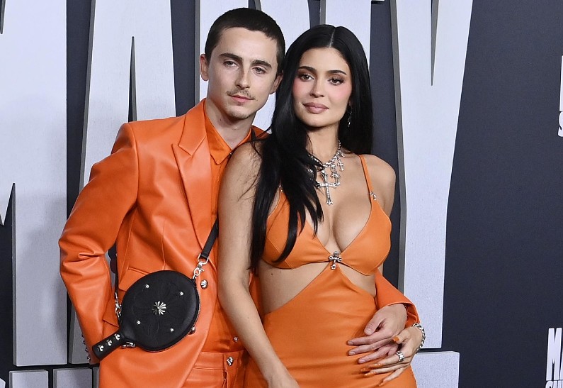 Тимоти Шаламе публично признался в любви Кайли Дженнер