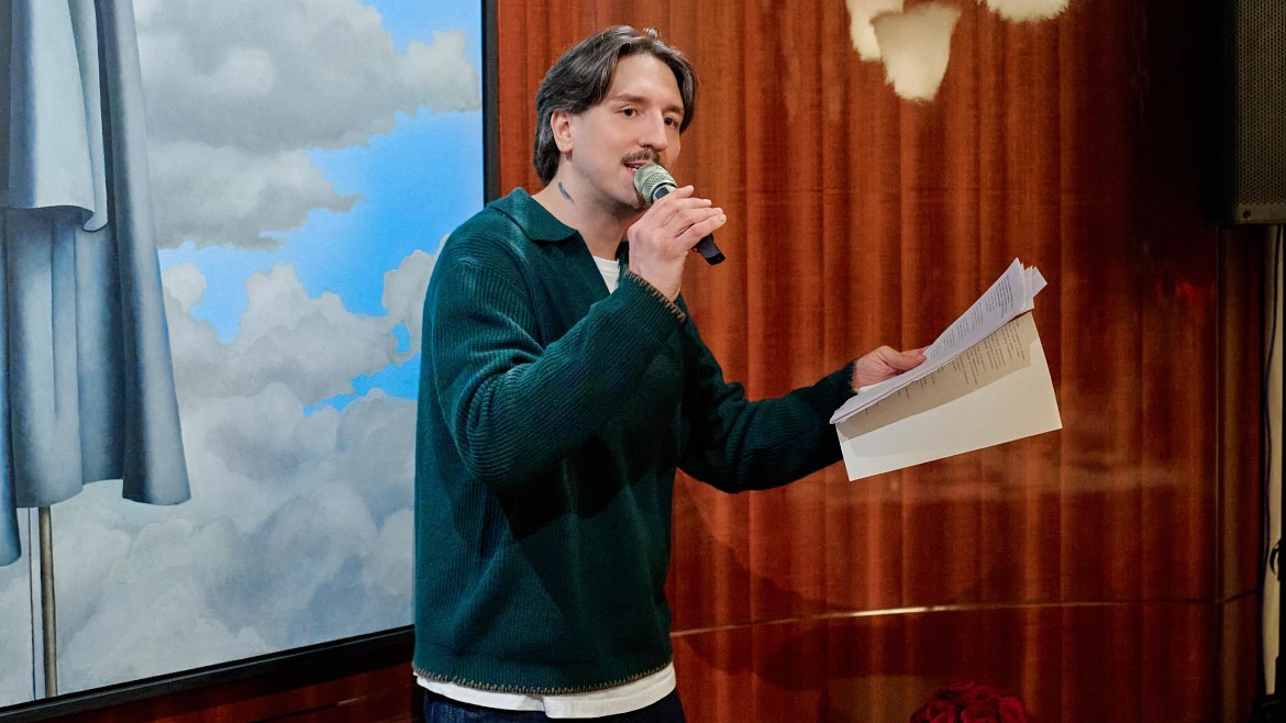 Как важно уметь обниматься: Алексей Зимин представил новый сезон поэтических чтений