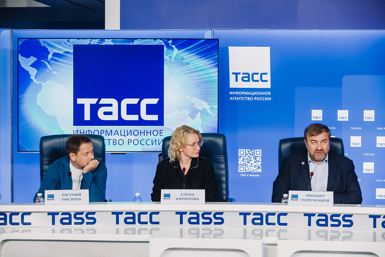 Евгений Писарев, Елена Кирилова, Михаил Пореченков