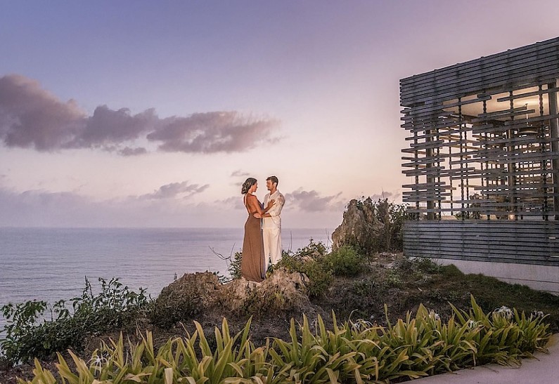 Романтика, закат и день Святого Валентина – в Alila Villas Uluwatu