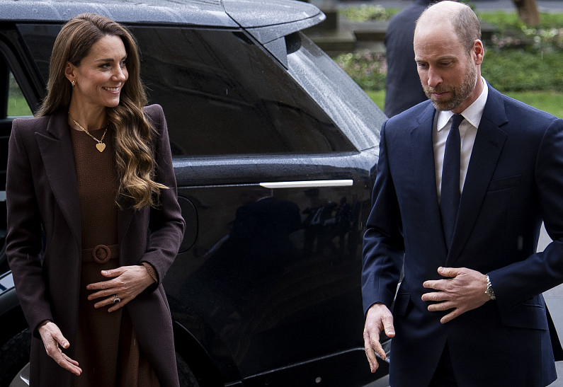 Принц Уильям и Кейт Миддлтон глубоко обеспокоены по поводу дела Эпштейна