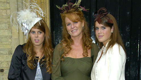 Новый скандал в королевской семье: Сара Фергюсон брала принцесс Беатрис и Евгению на встречу с Эпштейном