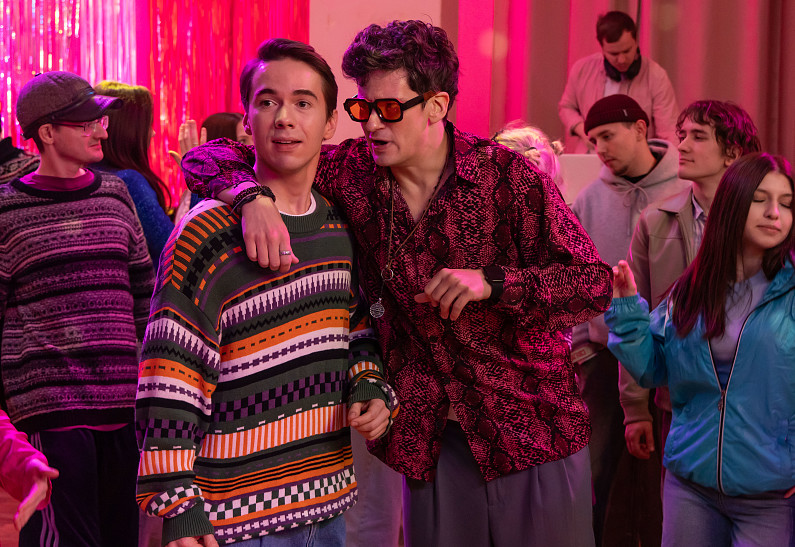 Денис Власенко и Влад Тирон приступили к съемкам продолжения сериала «Про это самое»