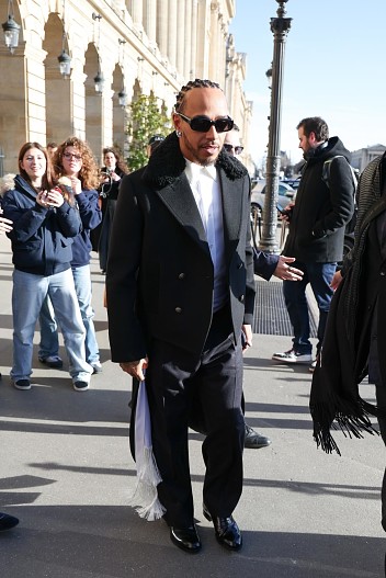 Льюис Хэмилтон