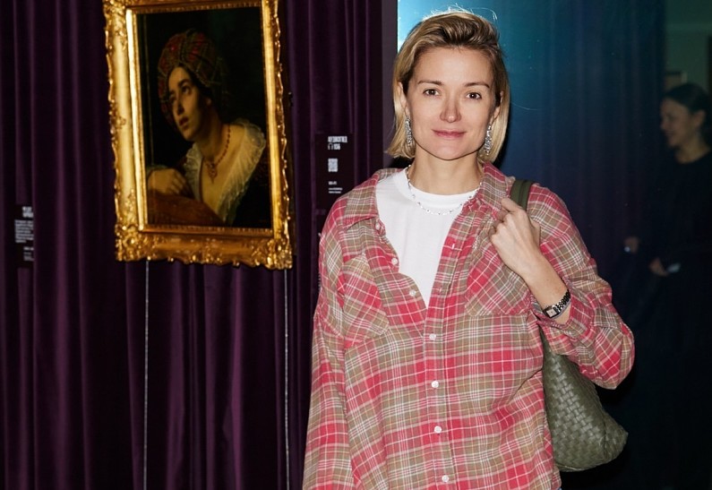Надя Михалкова, Егор Корешков, Полина Аскери и другие гости открытия выставки в Музее русского импрессионизма