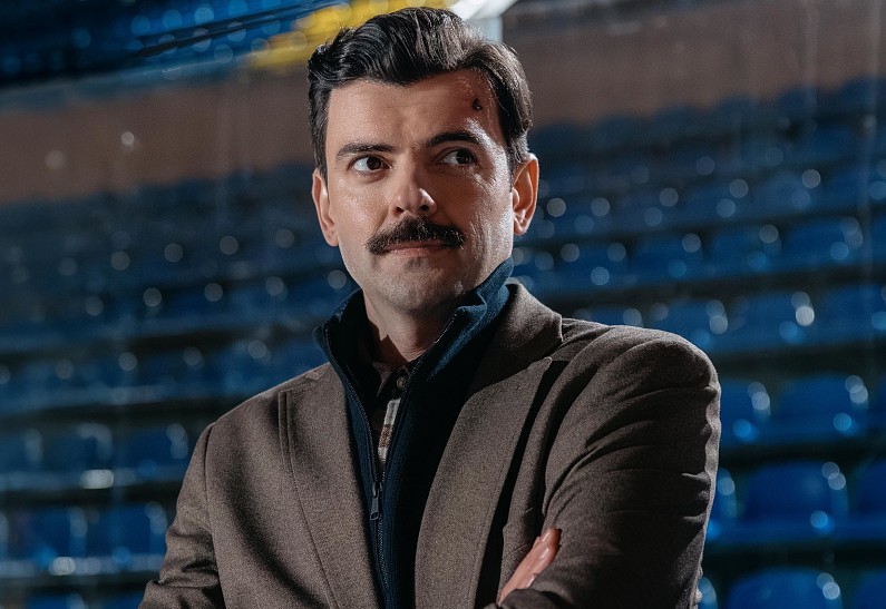 Антон Лапенко, Григорий Верник и Николай Фоменко сыграют главные роли в хоккейном драмеди «Седьмой игрок»