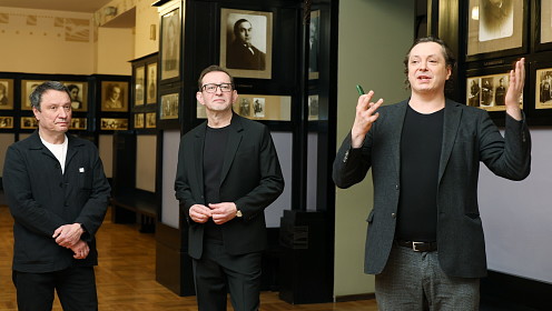 В Музее МХАТ открылась выставка «Всё, что умею» Николая Симонова