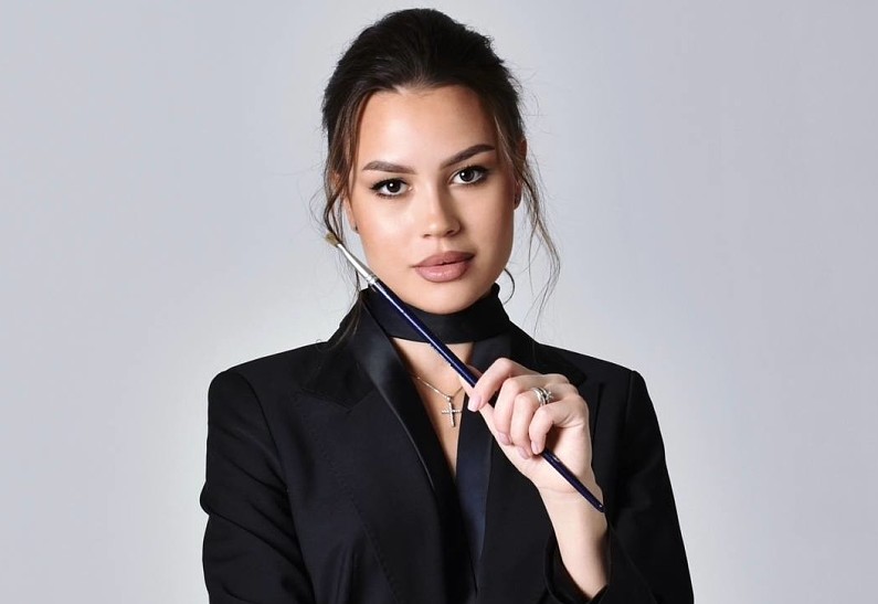 Художница Виктория Милованова: магический реализм в интерьере