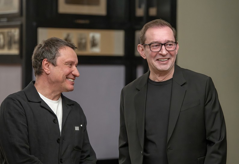 В Музее МХАТ открылась выставка «Всё, что умею» Николая Симонова