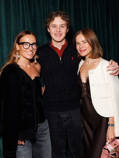 Юлия Александрова, Леон Кемстач, Лаура Кемстач