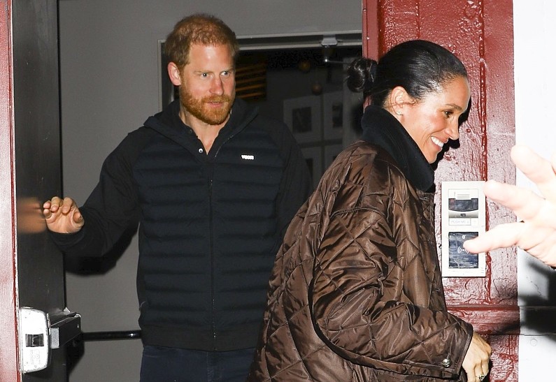 Принц Гарри и Меган Маркл посетили баскетбольный матч в Лос-Анджелесе