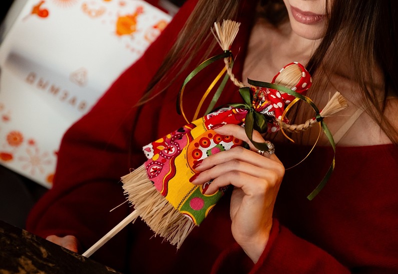 В «Дымзаводе» Хамовники по-русски разгульно встретили начало масленичной недели