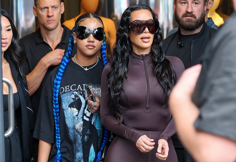 Дочь Ким Кардашьян и Канье Уэста запускает собственный бренд