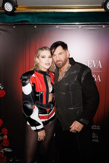 Dj Katya Guseva, Авраам Руссо