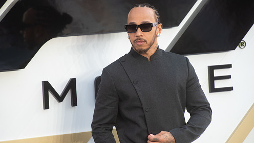 Льюис Хэмилтон отреагировал на вопрос о романе с Ким Кардашьян