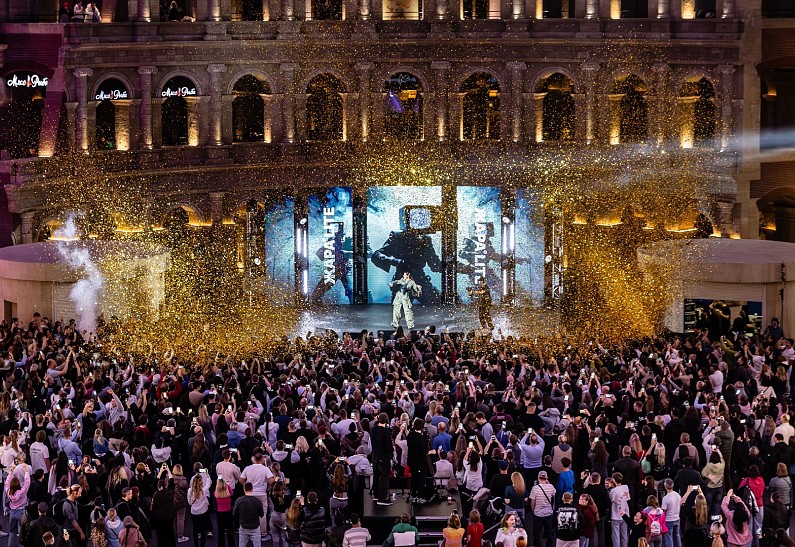 Звезды споют о любви: ЖАРА Lite в VEGAS Кунцево