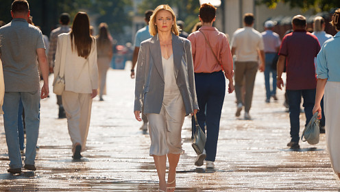 Карина Разумовская, Леонид Бичевин и Артём Ткаченко в картине «К себе нежно». Первые кадры!