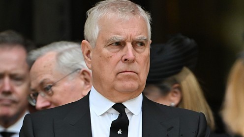 12-часовой допрос и крах репутации: экс-принц Эндрю был арестован