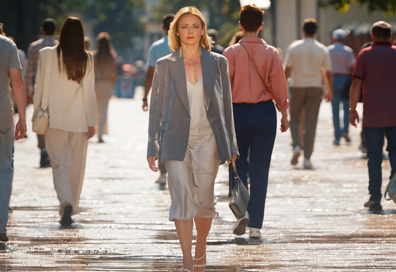 Карина Разумовская, Леонид Бичевин и Артём Ткаченко в картине «К себе нежно». Первые кадры!