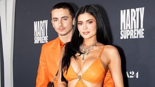 Кайли Дженнер устроила для Тимоти Шаламе сюрприз в день его рождения