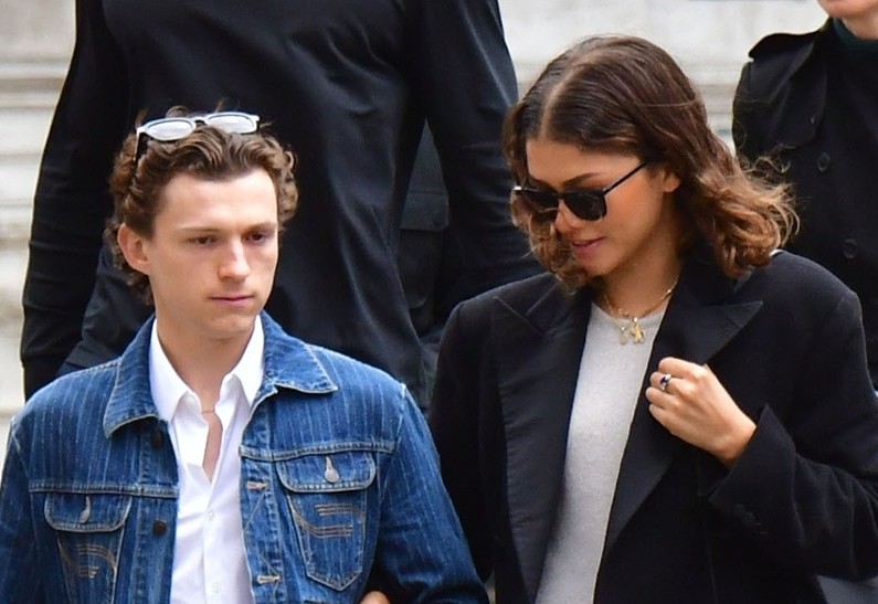 Зендея подогрела слухи о помолвке с Томом Холландом