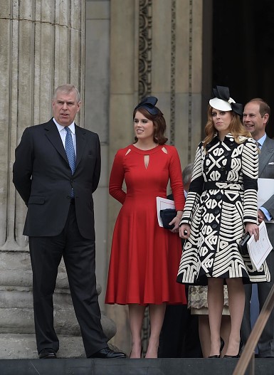 Принц Эндрю, принцесса Евгения, принцесса Беатрис