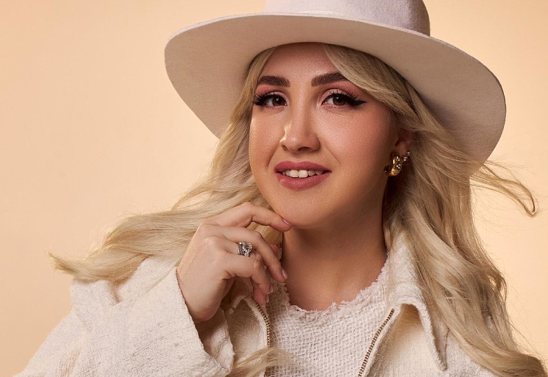 KARINA: «После «Джаза» я поняла — одна песня может открыть все двери. Надеюсь, «Опять метель» станет такой же»