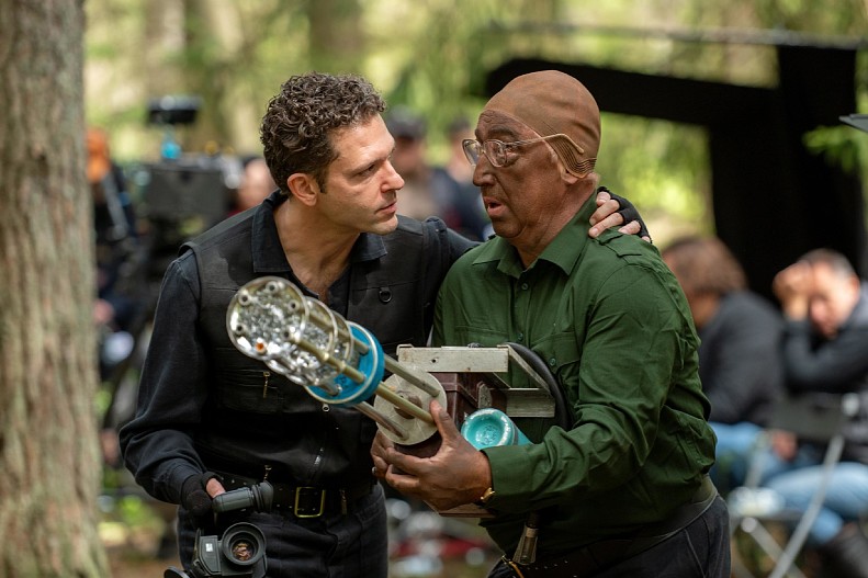 На съемках сериала «Мотай!»