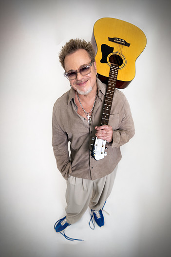 На Владимире: кроссовки Geox