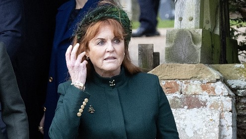 В поисках убежища: Сара Фергюсон тайно ищет новое жилье из-за скандала вокруг принца Эндрю