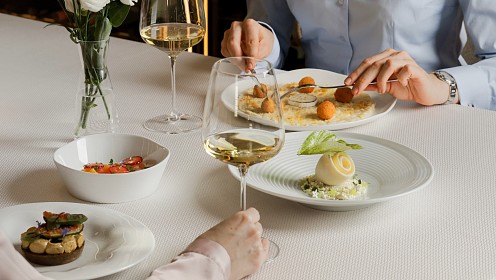 Аромат весны: гастрономический парфюм в ресторане Quadrum к 8 марта