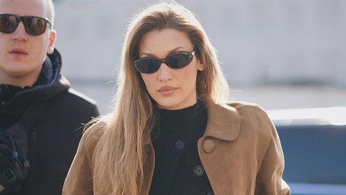 Белла Хадид вышла в свет с новым возлюбленным-ковбоем