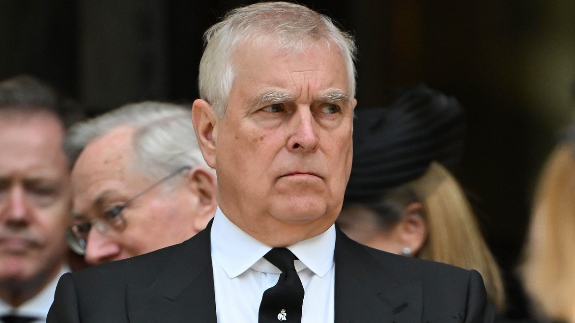 Бывший принц Эндрю официально покидает поместье «Королевская ложа»