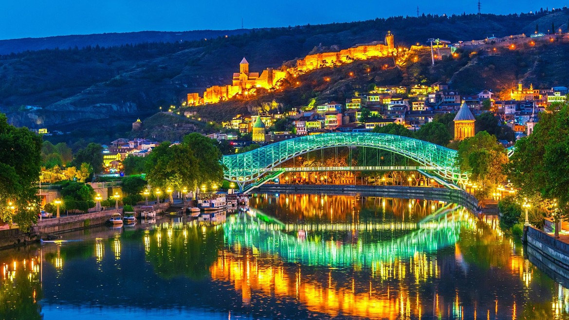 Куда поехать на 8 марта?