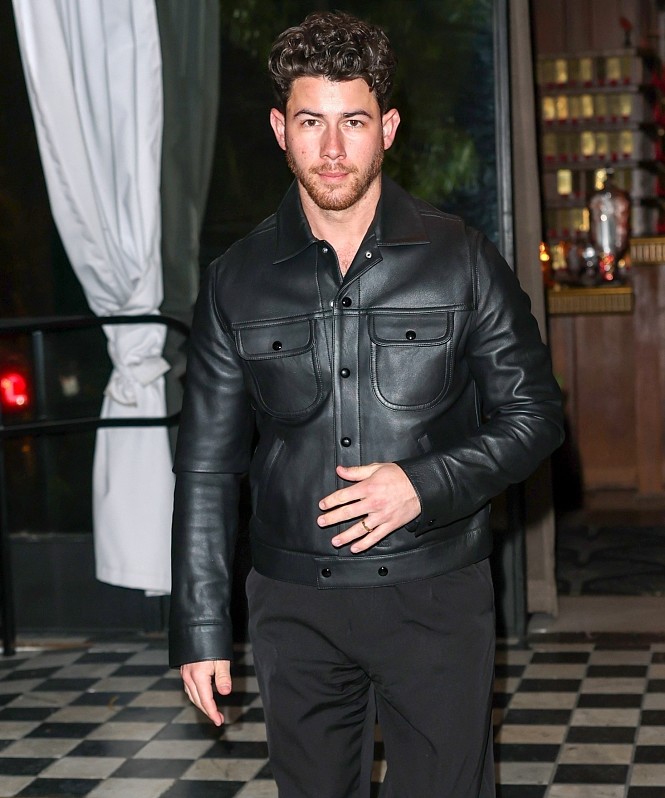 Ник Джонас рассказал, что его дочери потребовалась реанимация и шесть переливаний крови